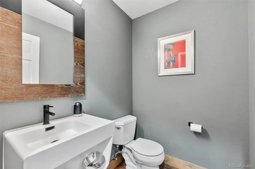 1532 Legend Lake Circle Silverthorne CO 80498