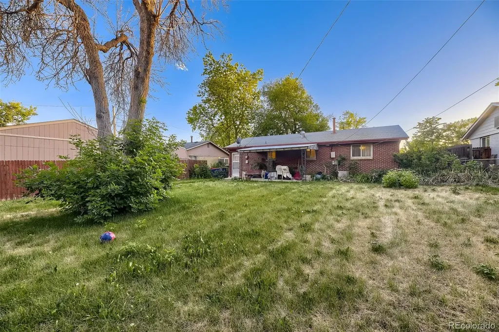 7680 James Way Westminster CO 80030