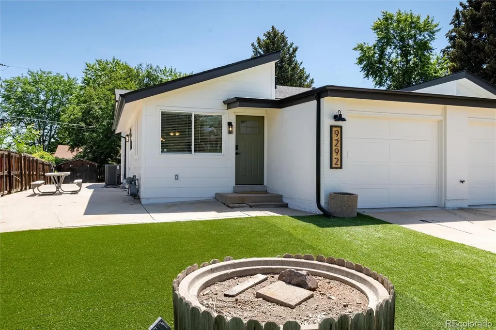 9292 W 56th Place Arvada CO 80002