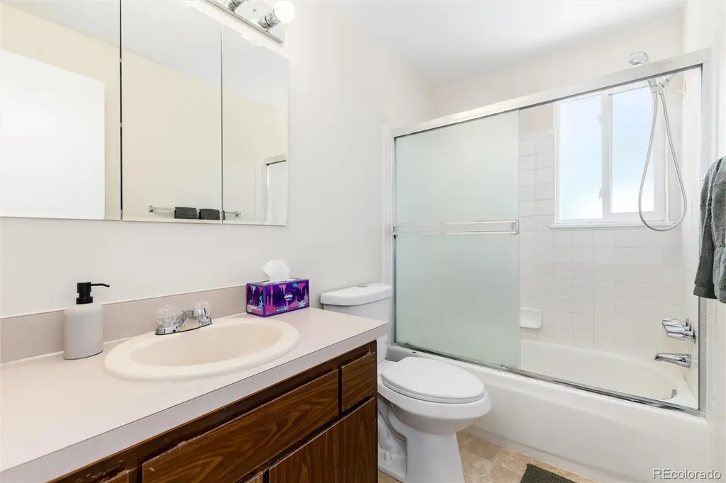 9292 W 56th Place Arvada CO 80002