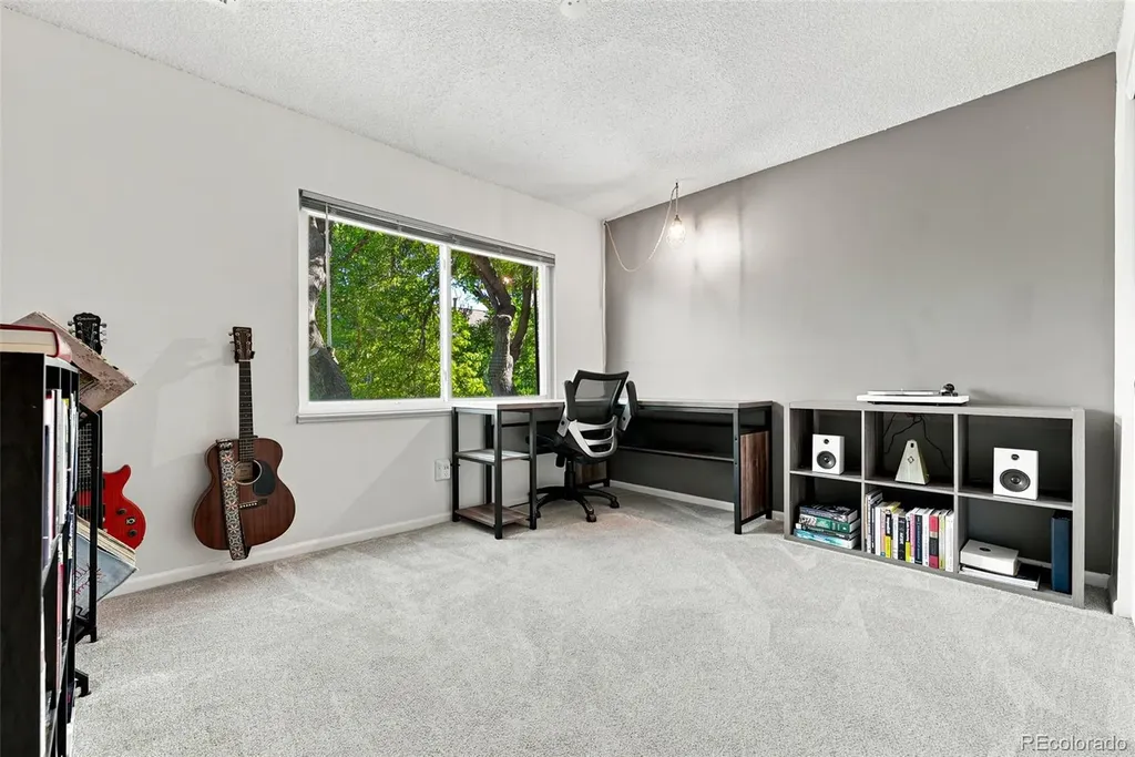 541 W Crestline Circle Littleton CO 80120