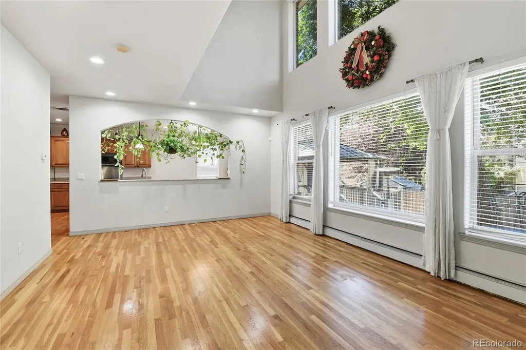 1107 S Ammons Street Denver CO 80232