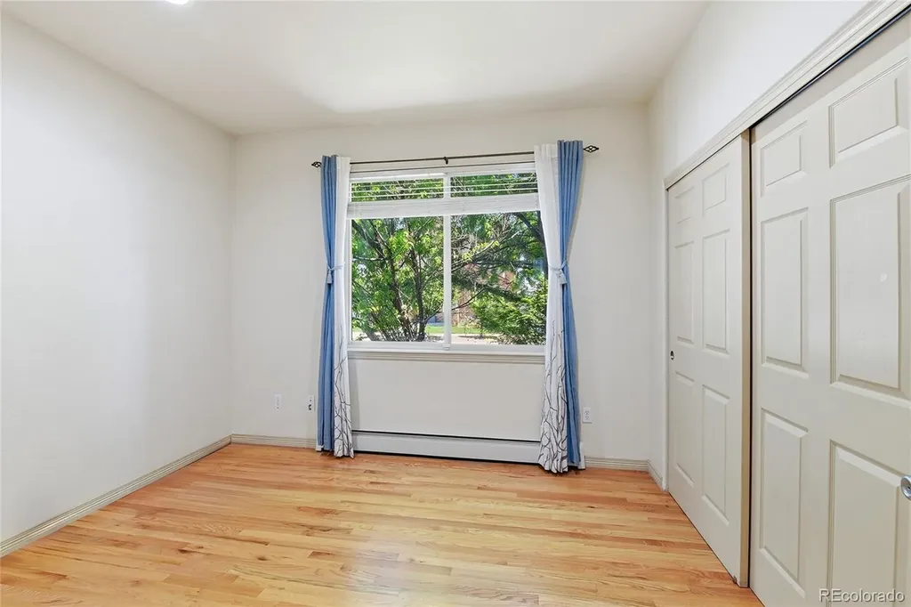 1107 S Ammons Street Denver CO 80232