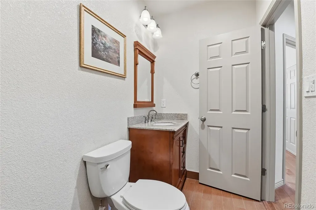 1107 S Ammons Street Denver CO 80232