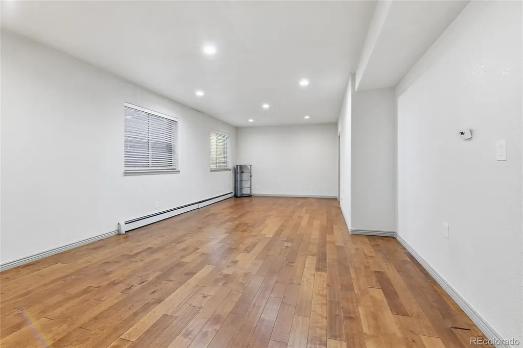 1107 S Ammons Street Denver CO 80232