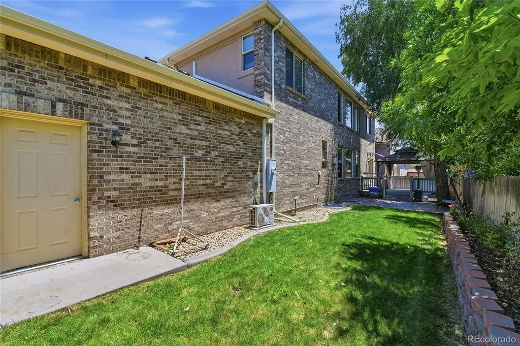 1107 S Ammons Street Denver CO 80232