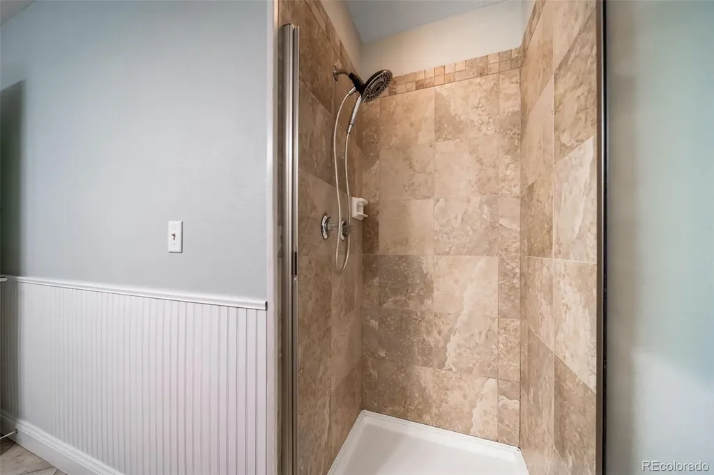 37 E 14th Place Broomfield CO 80020
