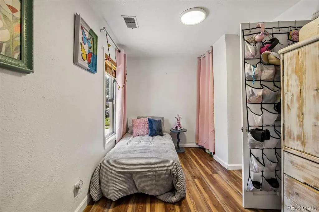 572 S Newton Street Denver CO 80219