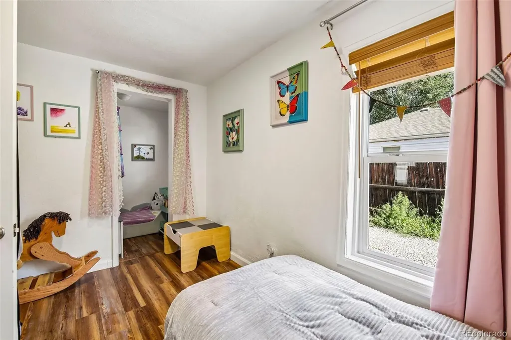 572 S Newton Street Denver CO 80219