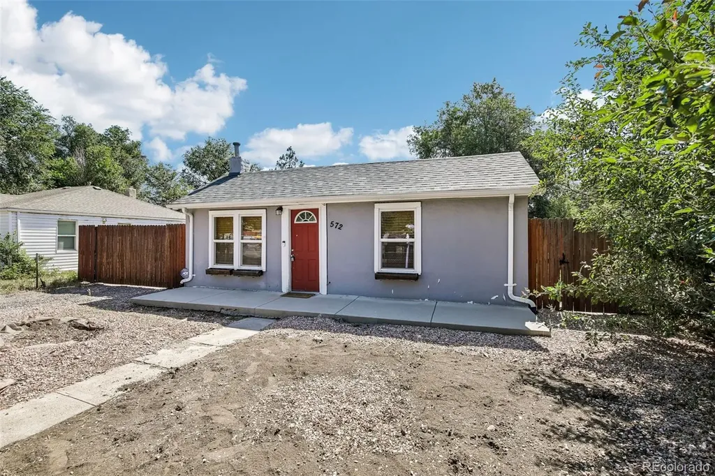 572 S Newton Street Denver CO 80219