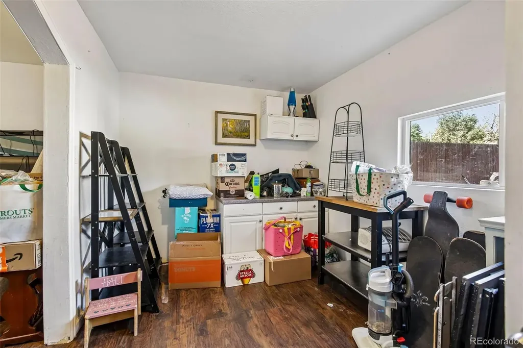 572 S Newton Street Denver CO 80219