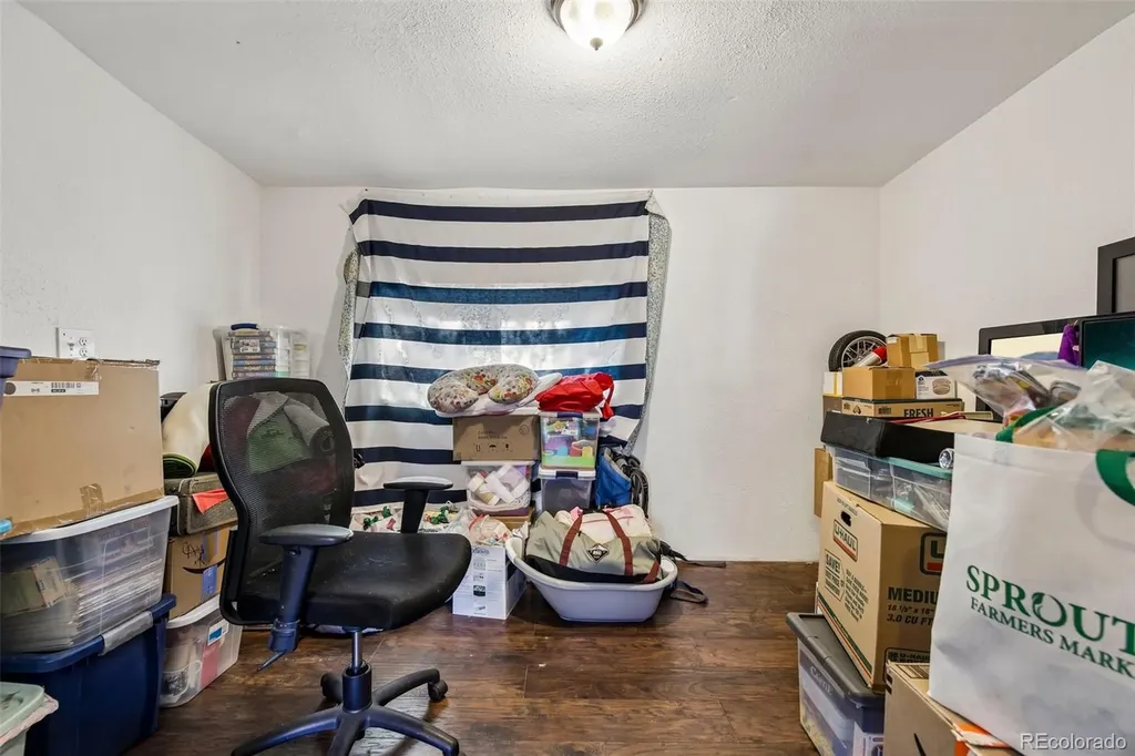 572 S Newton Street Denver CO 80219