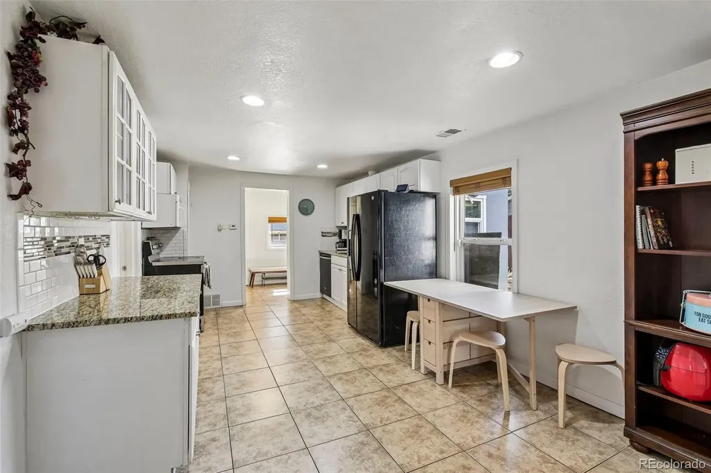 572 S Newton Street Denver CO 80219