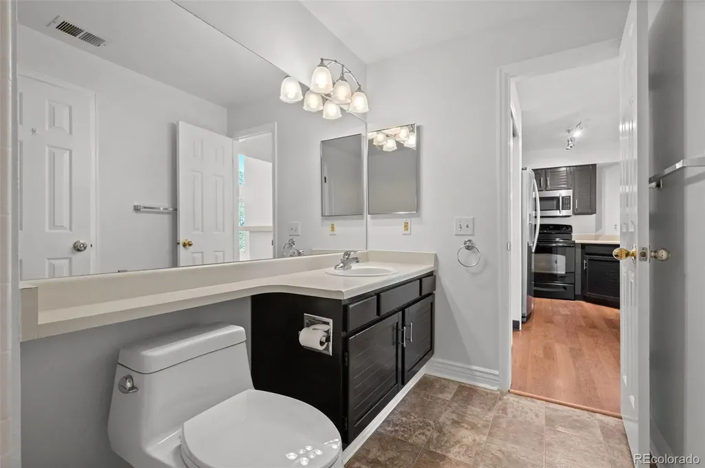 8500 E Jefferson Avenue Denver CO 80237