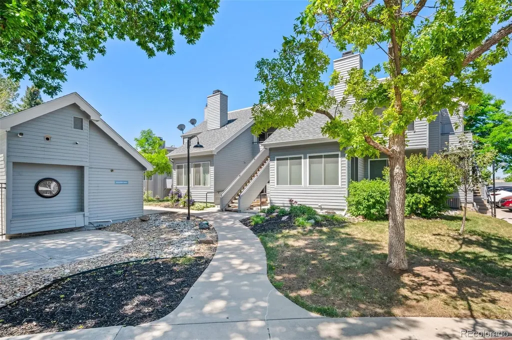 8500 E Jefferson Avenue Denver CO 80237
