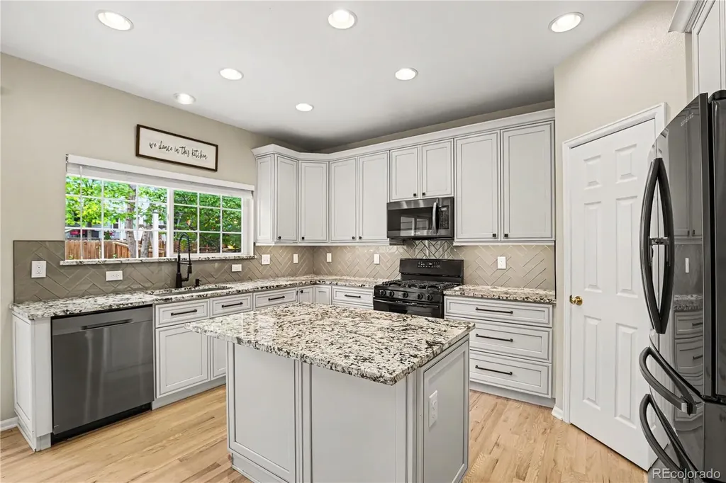 2807 N Torreys Peak Drive Louisville CO 80027
