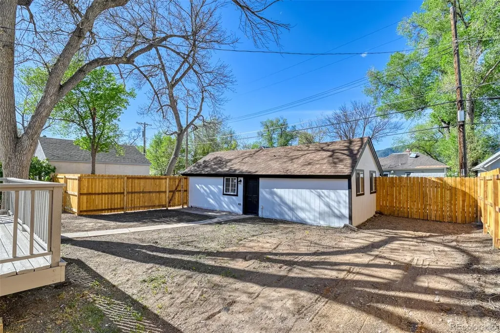 2315 W Kiowa Street Colorado Springs CO 80904