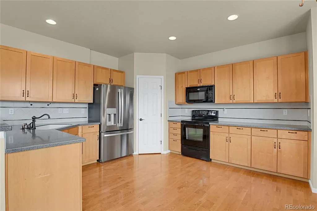 6651 Big Leaf Lane Colorado Springs CO 80927