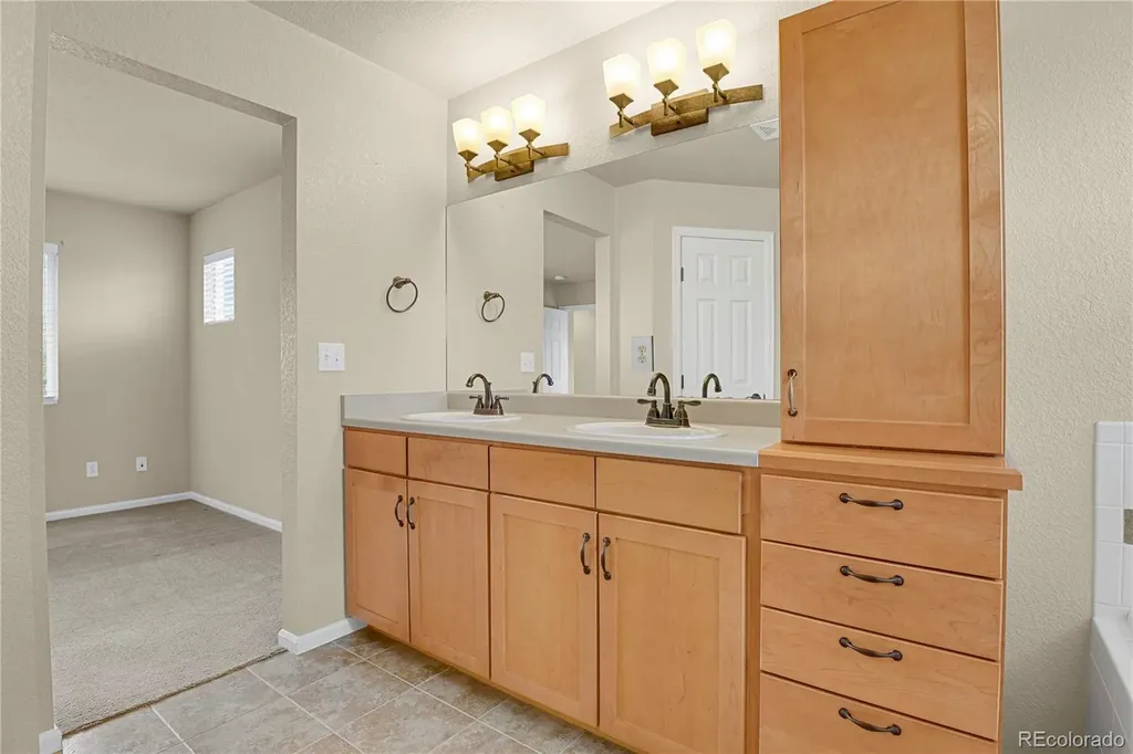6651 Big Leaf Lane Colorado Springs CO 80927
