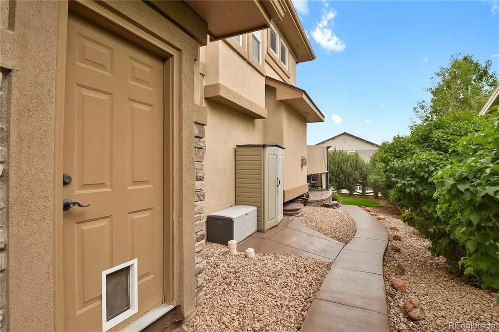 6651 Big Leaf Lane Colorado Springs CO 80927