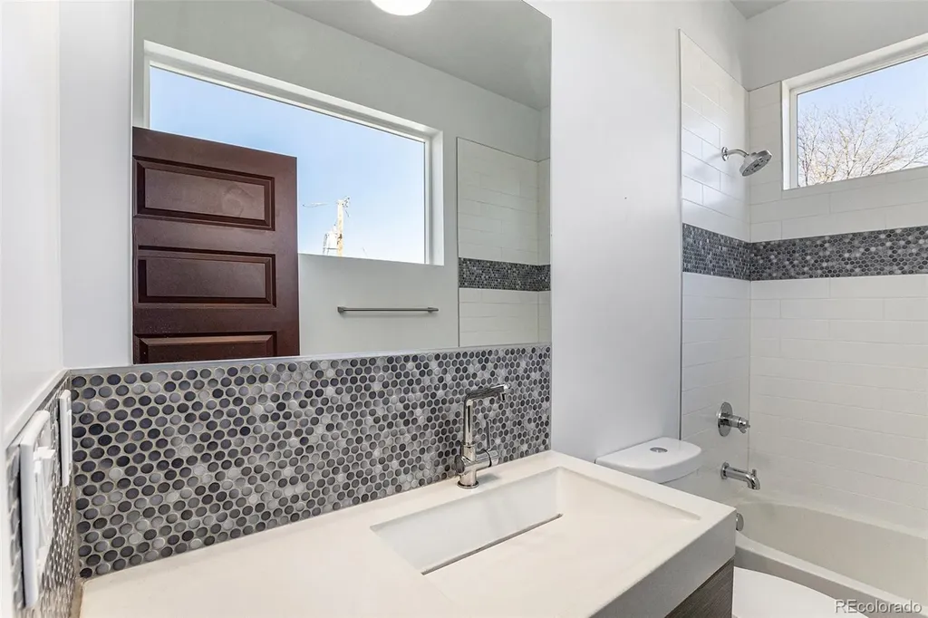 3815 W Alice Place Denver CO 80211