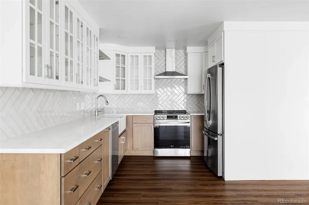 705 S Alton Way Denver CO 80247