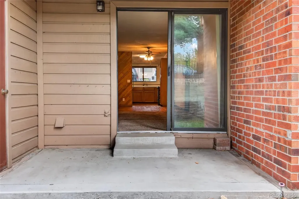 220 Wright Street Lakewood CO 80228