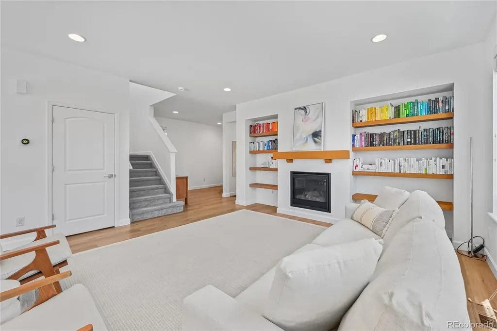 9457 E 52nd Avenue Denver CO 80238