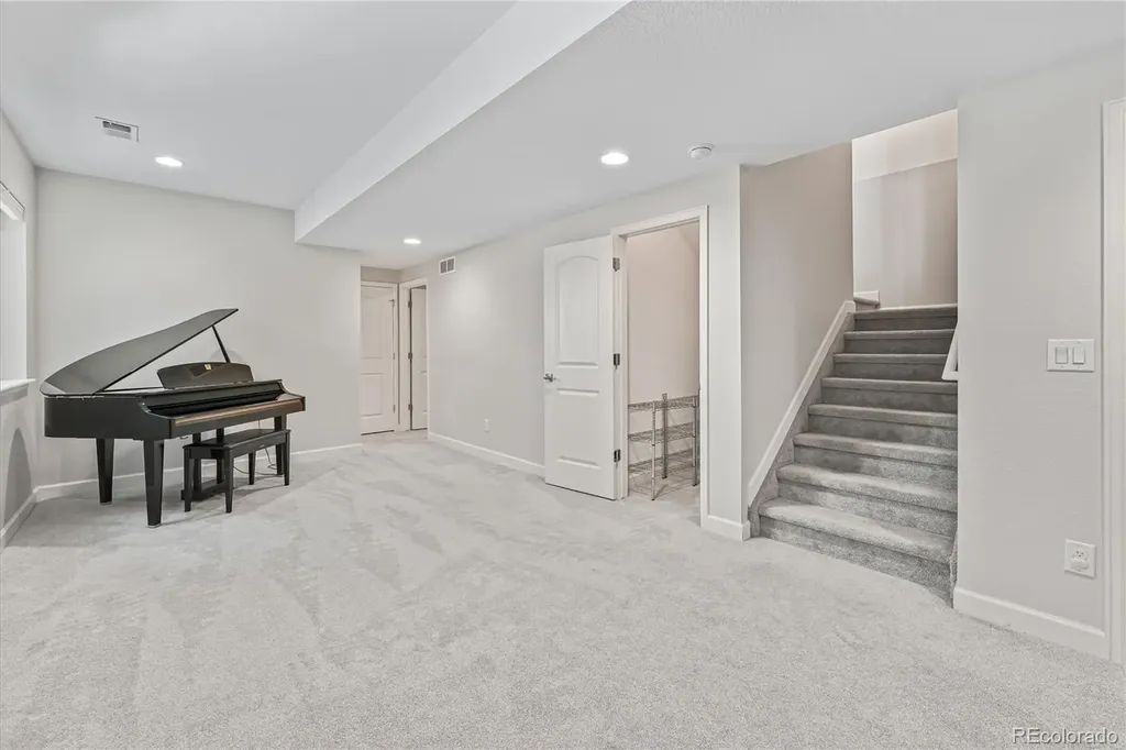 9457 E 52nd Avenue Denver CO 80238