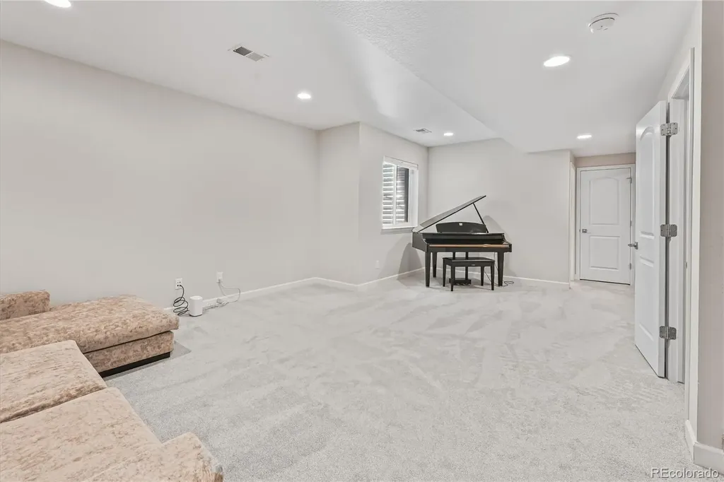 9457 E 52nd Avenue Denver CO 80238