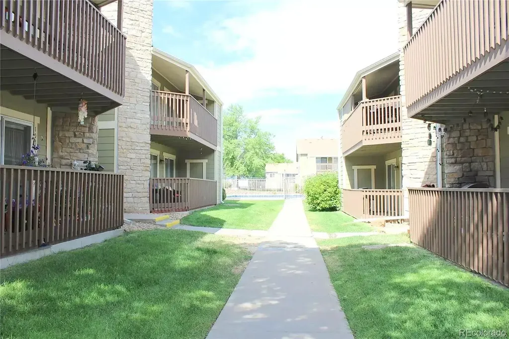 3474 S Eagle Street Aurora CO 80014