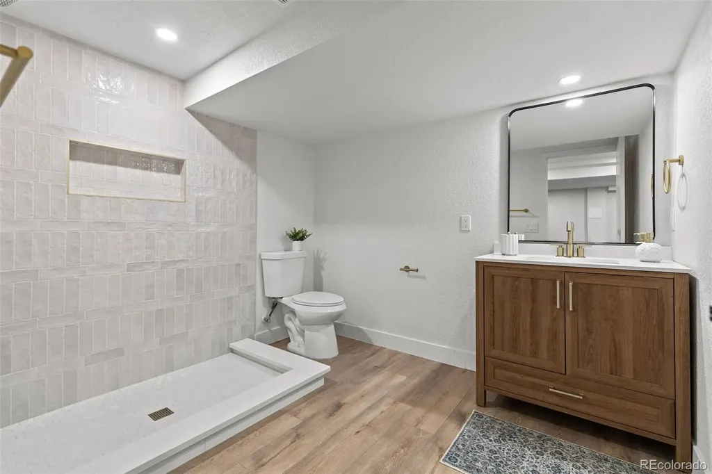 170 S Eaton Street Denver CO 80226