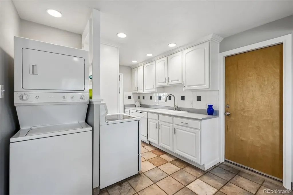 2689 S Meade Street Denver CO 80219