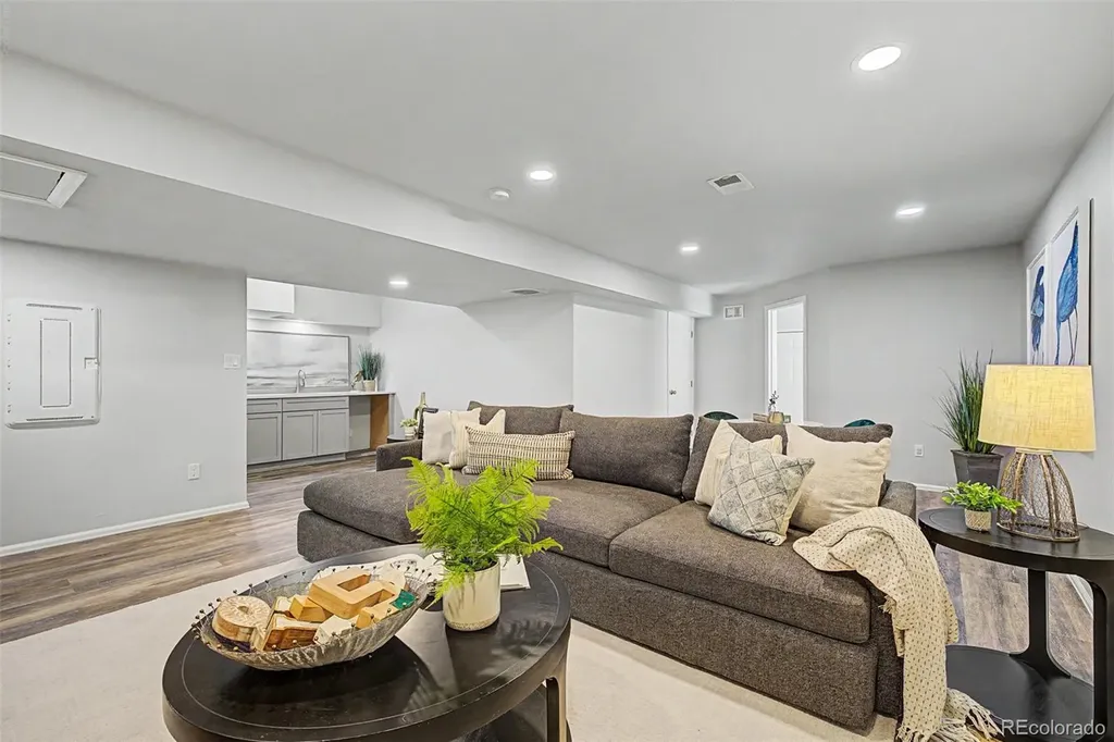 65 Sugar Beet Circle Longmont CO 80501