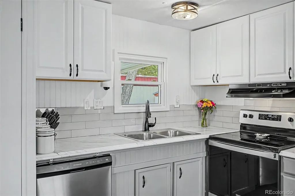 8201 S Santa Fe Drive Littleton CO 80120