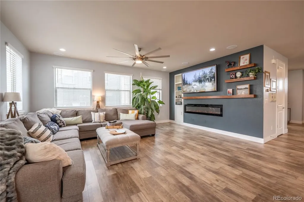 4593 Colorado River Drive Longmont CO 80504