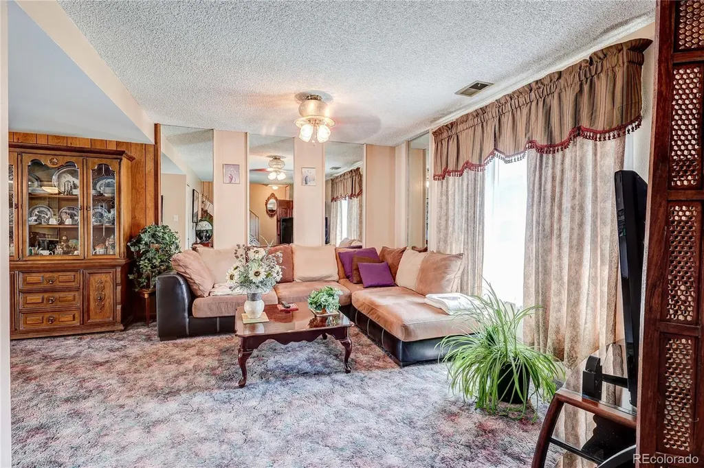 1183 S Troy Street Aurora CO 80012