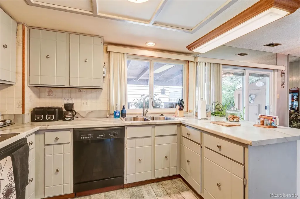 1183 S Troy Street Aurora CO 80012