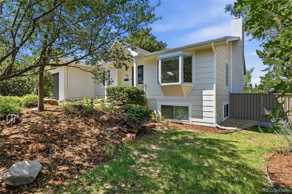 792 Ithaca Drive Boulder CO 80305