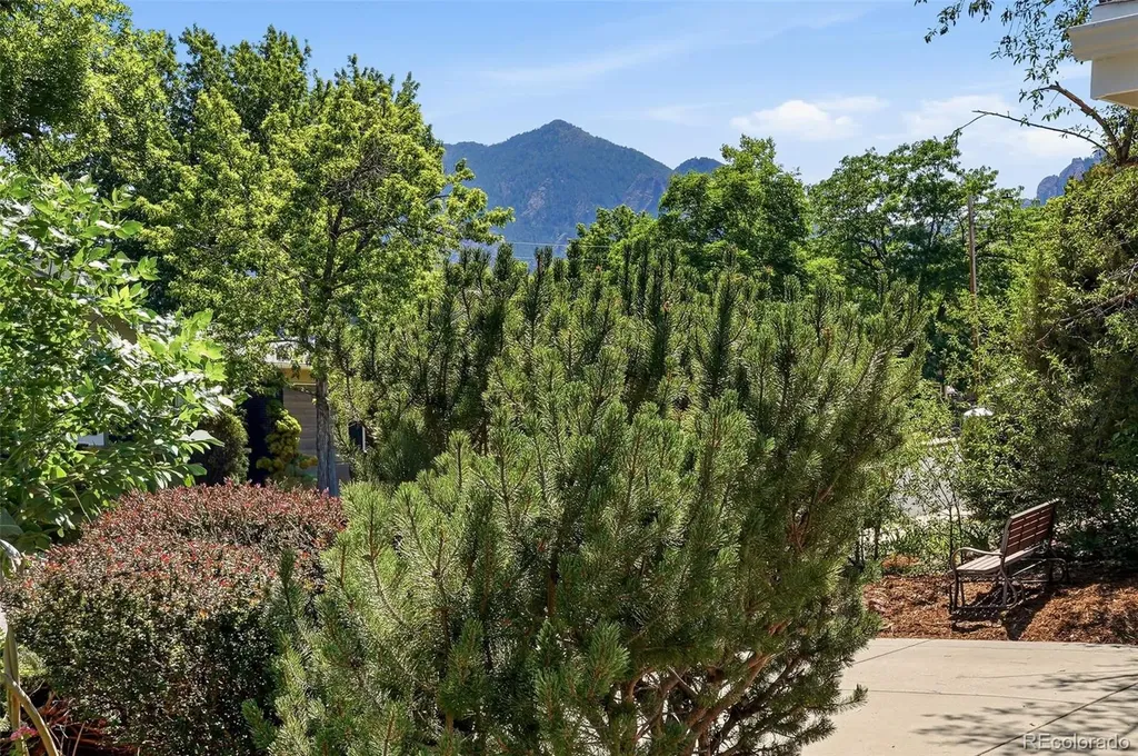 792 Ithaca Drive Boulder CO 80305