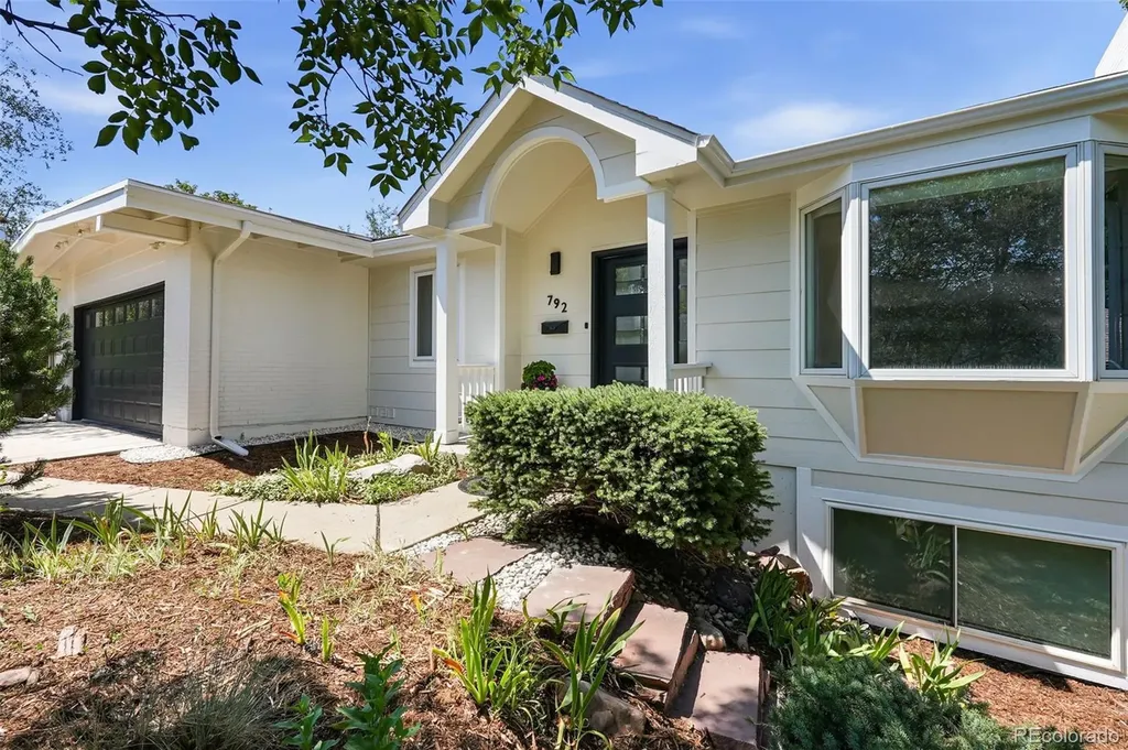 792 Ithaca Drive Boulder CO 80305