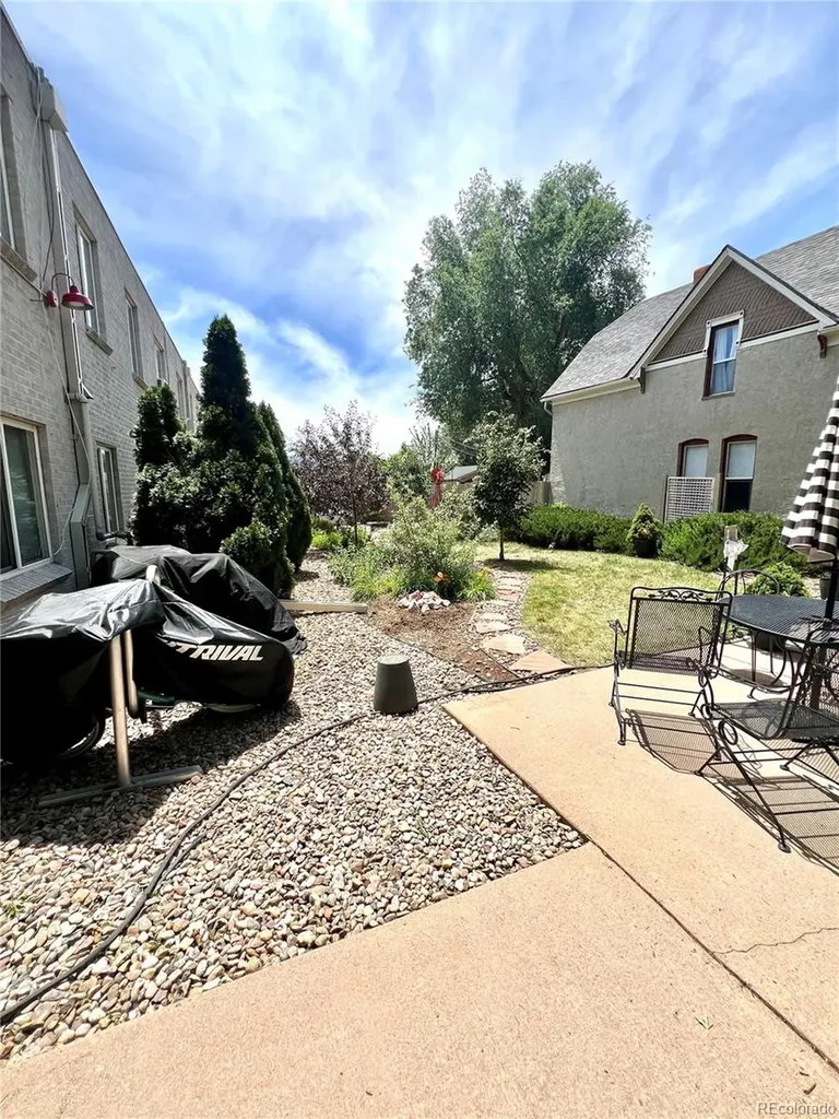 2480 W Caithness Place Denver CO 80211