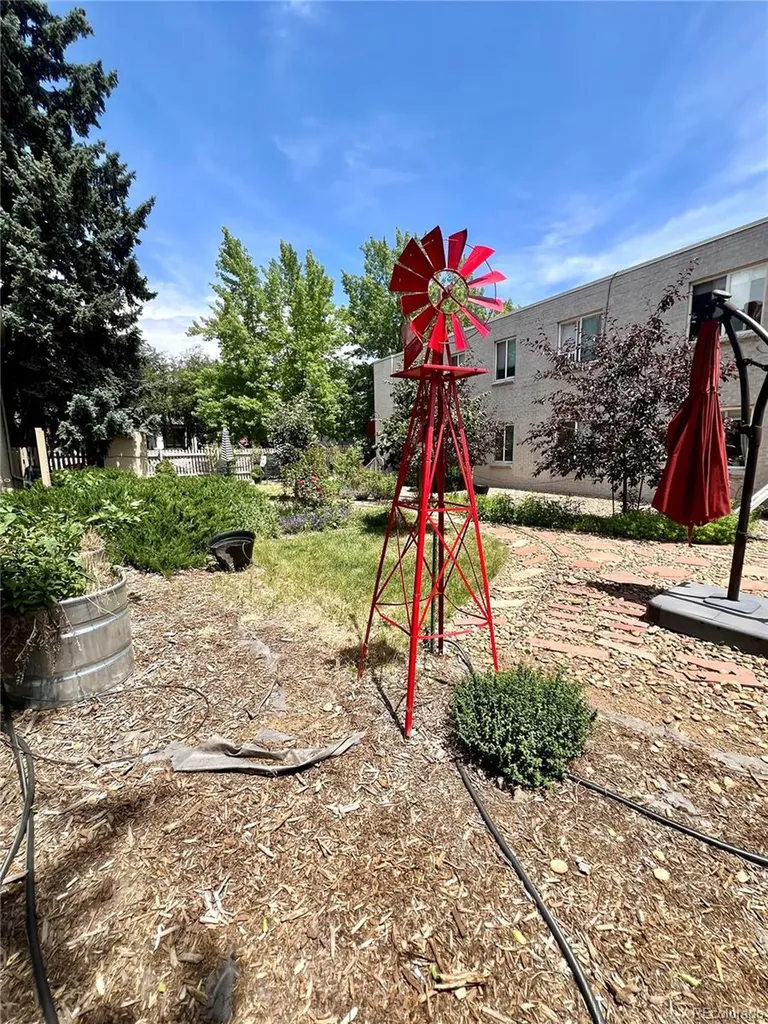 2480 W Caithness Place Denver CO 80211