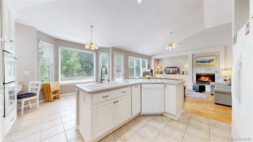 22132 E Quarto Place Aurora CO 80016
