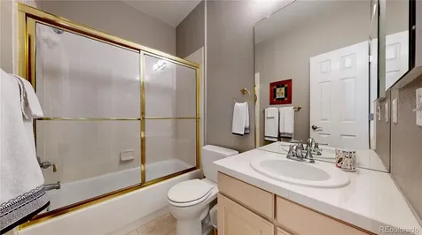 22132 E Quarto Place Aurora CO 80016
