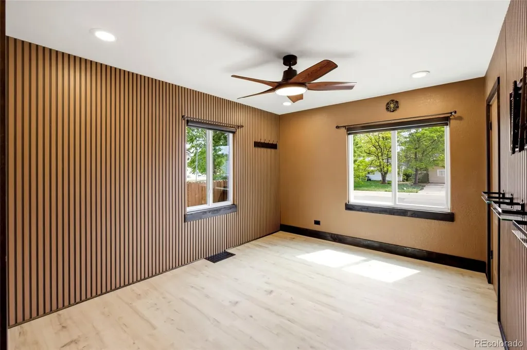5065 Eliot Street Denver CO 80221