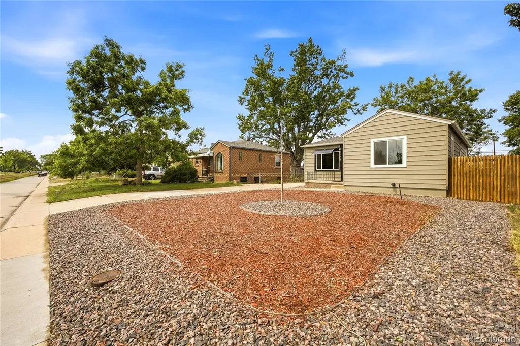 5065 Eliot Street Denver CO 80221