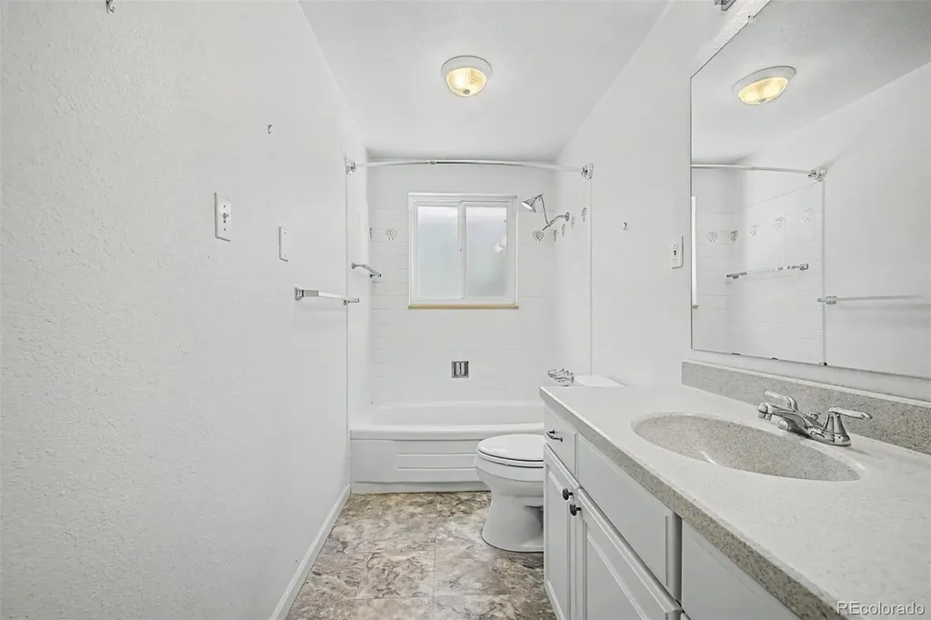 13482 W Ohio Drive Lakewood CO 80228