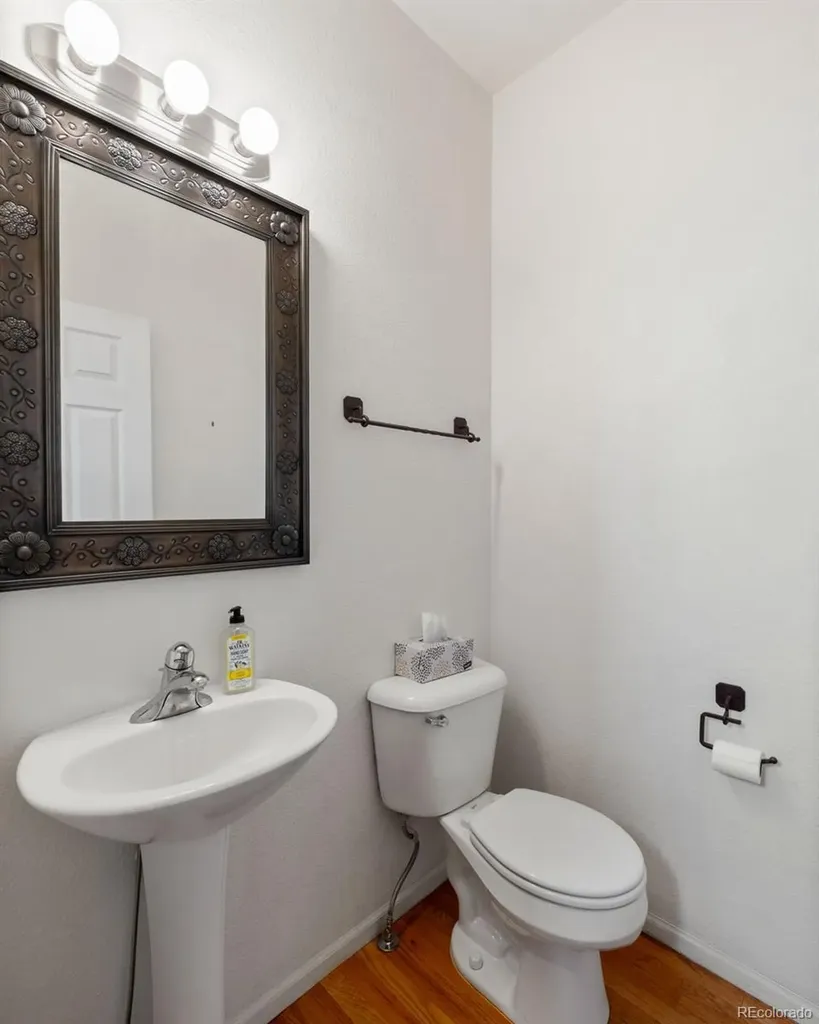 2237 Watersong Circle Longmont CO 80504