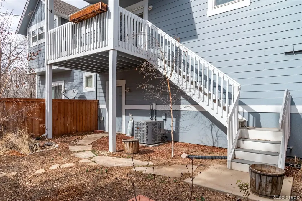 2237 Watersong Circle Longmont CO 80504